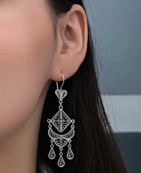 Gümüş Telkari Sallantılı Kadın Küpe