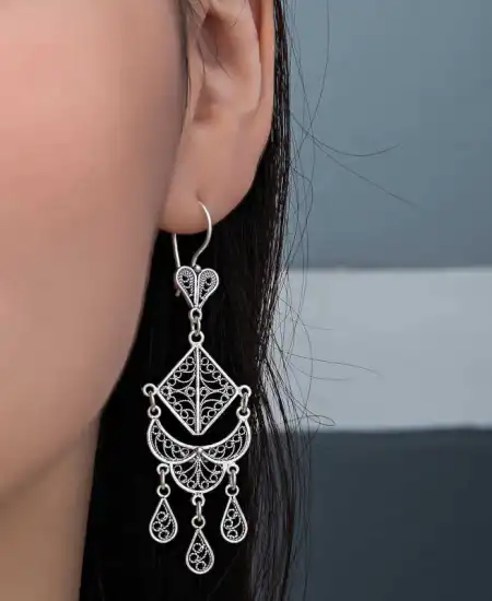 Gümüş Telkari Sallantılı Kadın Küpe