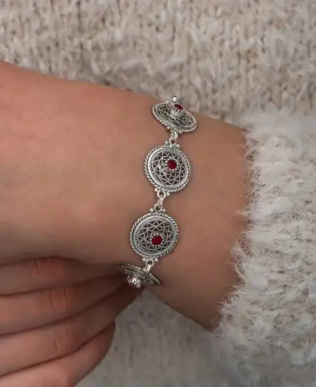 Gümüş Telkari Yakut Taşlı Kadın Bileklik