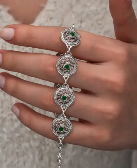 Gümüş Telkari Zümrüt Taşlı Kadın Bileklik