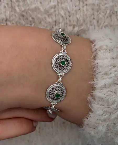 Gümüş Telkari Zümrüt Taşlı Kadın Bileklik