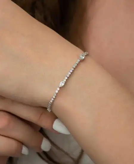 Gümüş Üç Damla Taşlı Su Yolu Bayan Bileklik