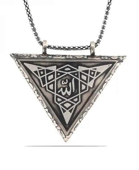 Gümüş Üçgen İçi Açılabilen Allah Muskalık Kolye