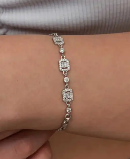 Gümüş Üçlü Baget Taşlı Kadın Bileklik