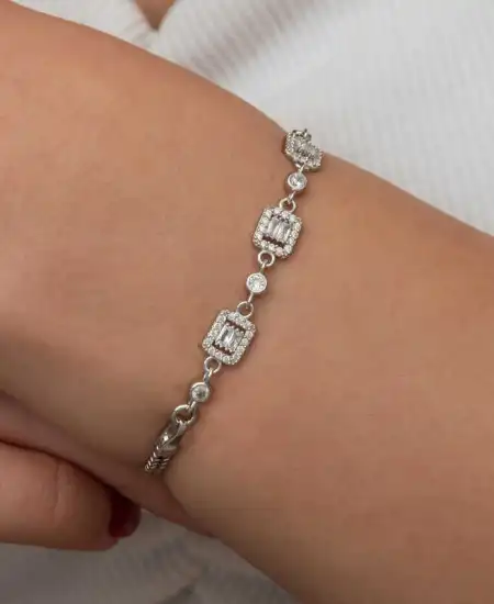 Gümüş Üçlü Baget Taşlı Kadın Bileklik