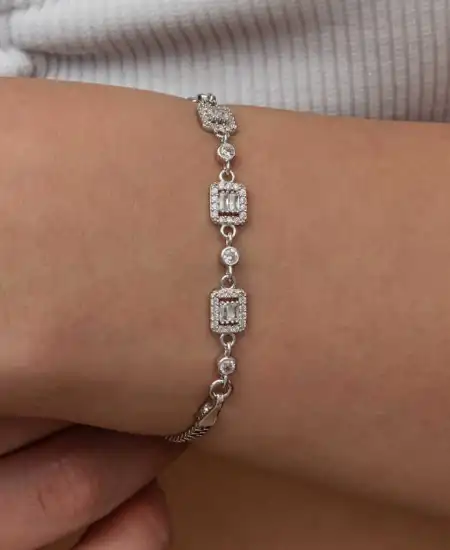 Gümüş Üçlü Baget Taşlı Kadın Bileklik