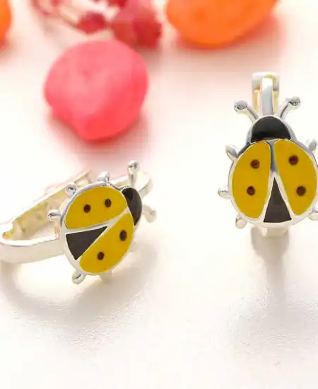 Gümüş Uğur Böceği Çocuk Küpesi