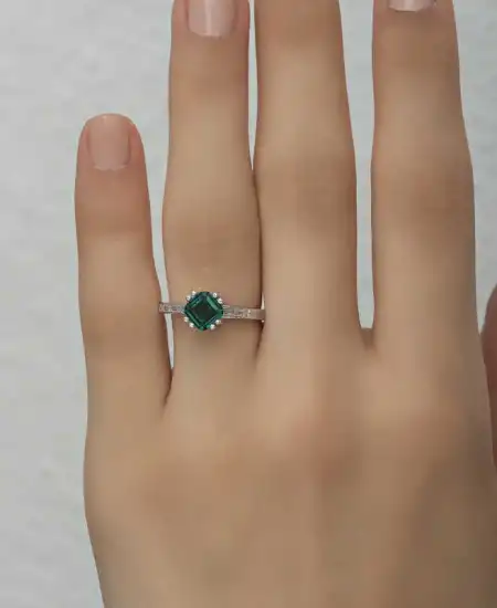 Gümüş Yeşil Baget Tek Taş Kadın Yüzük