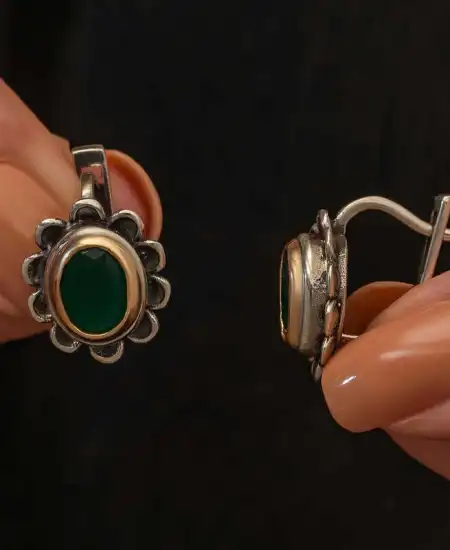 Gümüş Yeşil Çiçek Desenli Otantik Kadın Küpe