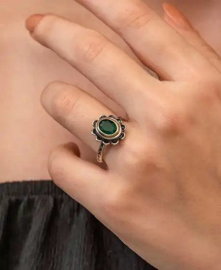Gümüş Yeşil Çiçek Desenli Otantik Kadın Yüzük