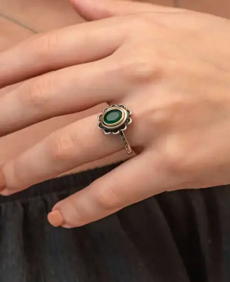 Gümüş Yeşil Çiçek Desenli Otantik Kadın Yüzük