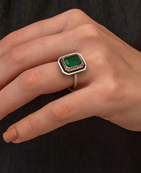 Gümüş Yeşil Taşlı Otantik Kadın Yüzük