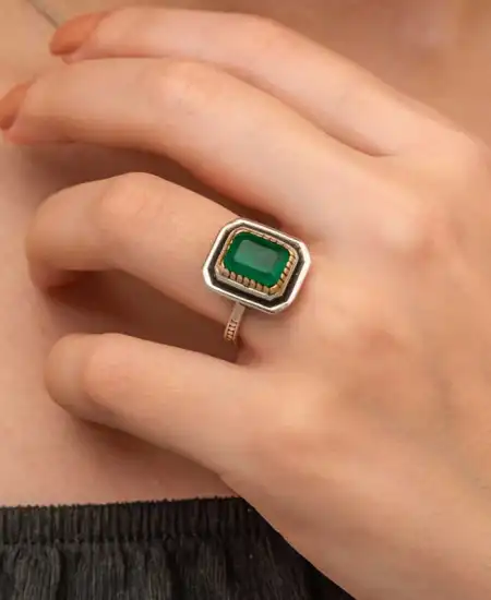 Gümüş Yeşil Taşlı Otantik Kadın Yüzük