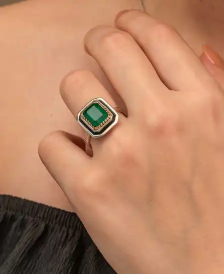 Gümüş Yeşil Taşlı Otantik Kadın Yüzük