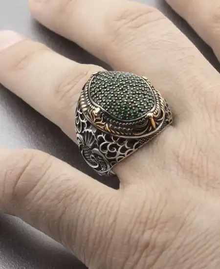 Gümüş Yeşil Zirkon Taşlı Oval Erkek Yüzük