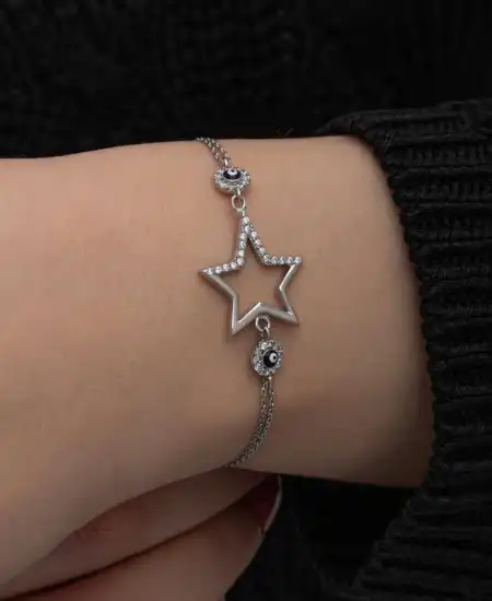 Gümüş Yıldız Nazarlı Kadın Bileklik