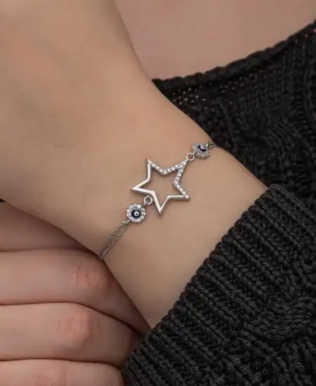 Gümüş Yıldız Nazarlı Kadın Bileklik