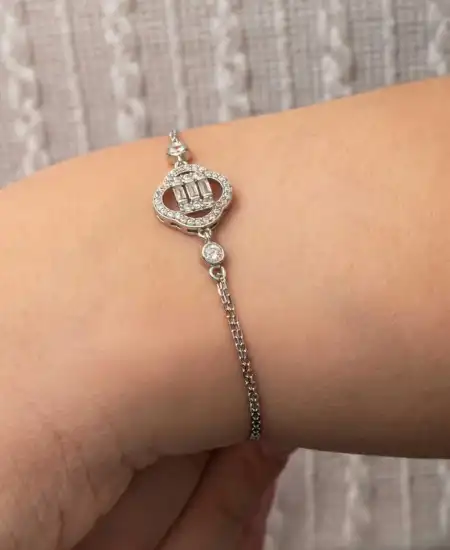 Gümüş Yonca Baget Taşlı Kadın Bileklik
