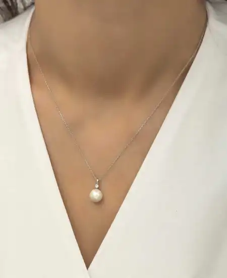 Gümüş Yuvarlak İnci Bayan Kolye