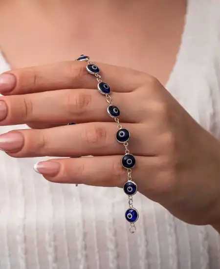 Gümüş Yuvarlak Nazar Kadın Bileklik