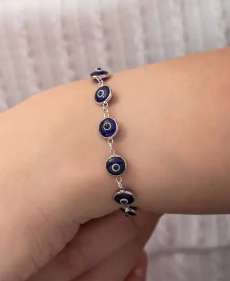 Gümüş Yuvarlak Nazar Kadın Bileklik