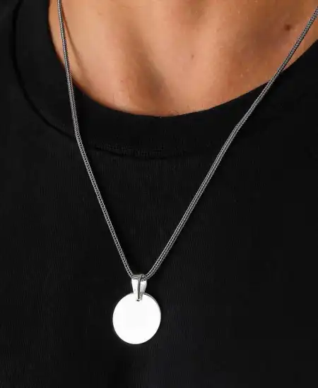 Gümüş Yuvarlak Plaka Kolye