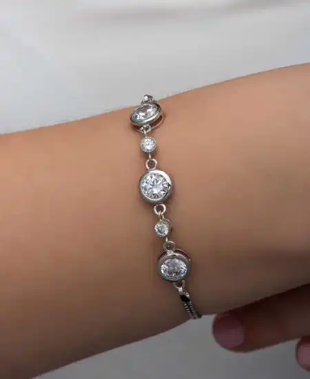 Gümüş Yuvarlak Taşlı Kadın Bileklik