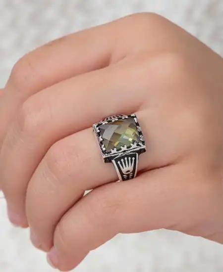 Gümüş Zeytin Yeşili Zirkon Taşlı Çocuk Erkek Yüzük