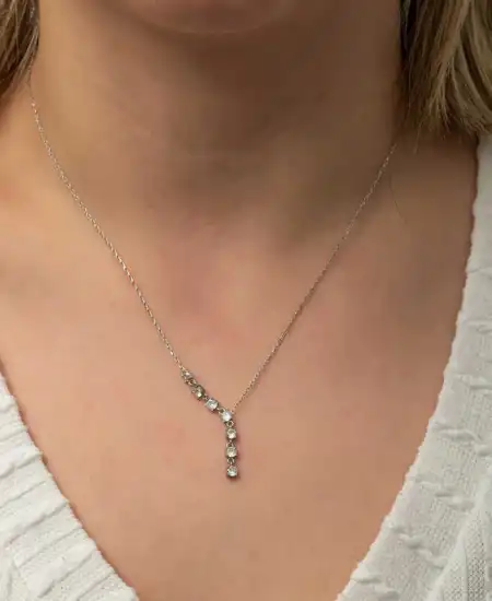 Gümüş Zirkon Sıra Taşlı Kadın Kolye