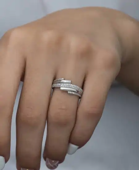 Gümüş Zirkon Taşlı Bayan Yüzük