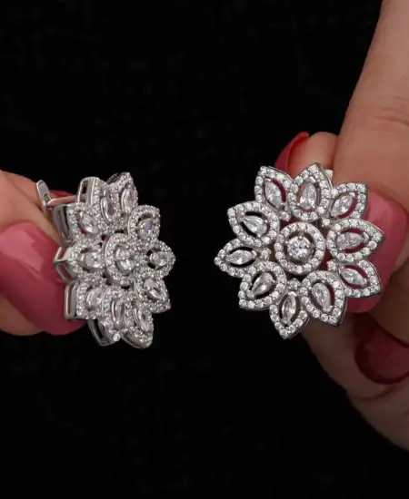 Gümüş Zirkon Taşlı Çiçek Kadın Küpe