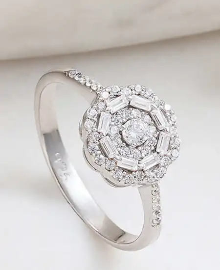 Gümüş Zirkon Taşlı Çiçek Kadın Yüzük