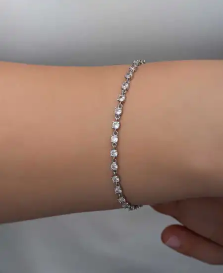 Gümüş Zirkon Taşlı Kadın Bileklik