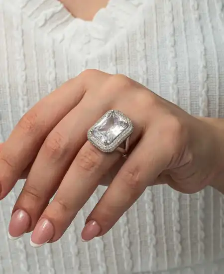 Gümüş Zirkon Taşlı Kadın Yüzük