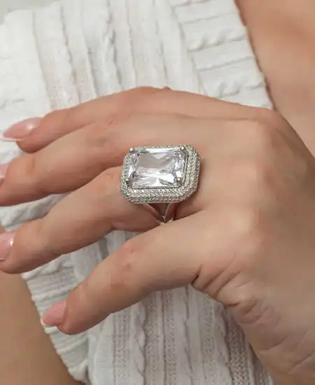 Gümüş Zirkon Taşlı Kadın Yüzük