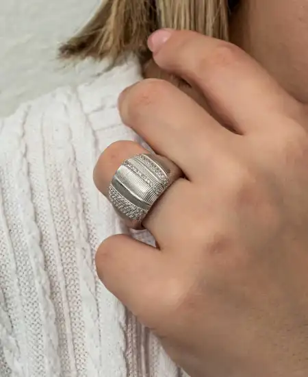 Gümüş Zirkon Taşlı Kadın Yüzük