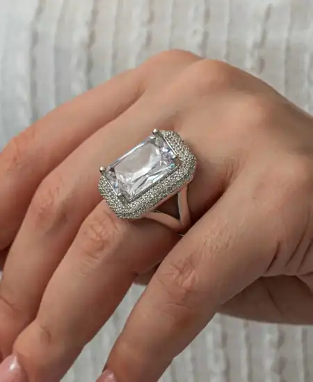 Gümüş Zirkon Taşlı Kadın Yüzük