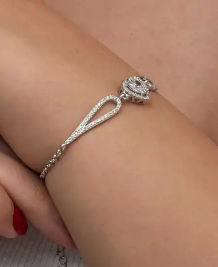 Gümüş Zirkon Taşlı Kalp Bileklik