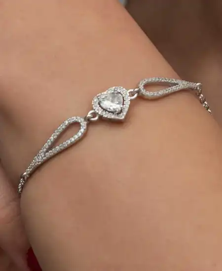 Gümüş Zirkon Taşlı Kalp Bileklik