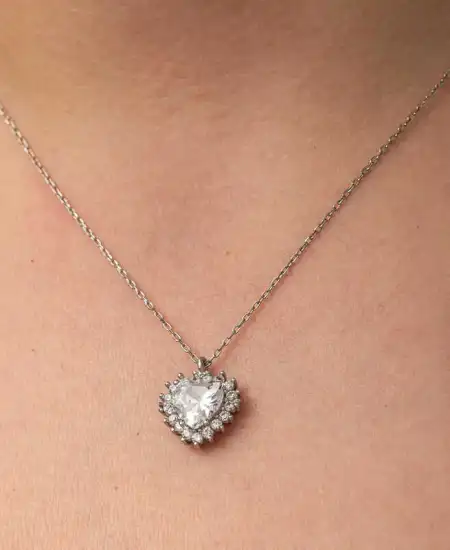 Gümüş Zirkon Taşlı Kalp Kadın Kolye