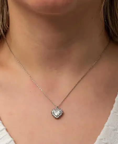 Gümüş Zirkon Taşlı Kalp Kadın Kolye