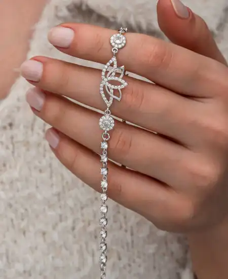 Gümüş Zirkon Taşlı Lotus Kadın Bileklik