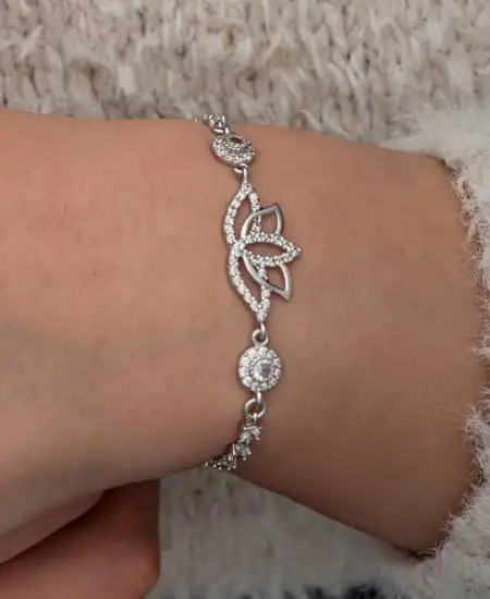Gümüş Zirkon Taşlı Lotus Kadın Bileklik