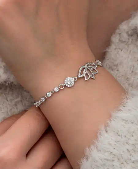 Gümüş Zirkon Taşlı Lotus Kadın Bileklik