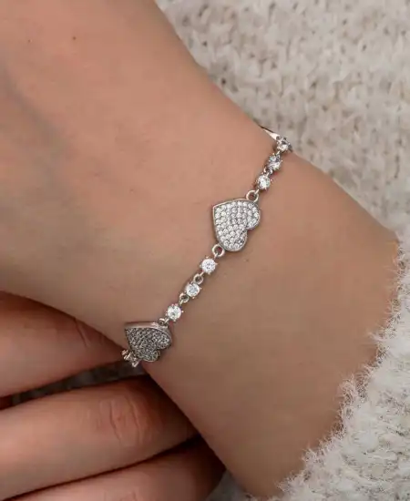 Gümüş Zirkon Taşlı Sıralı Kalp Kadın Bileklik