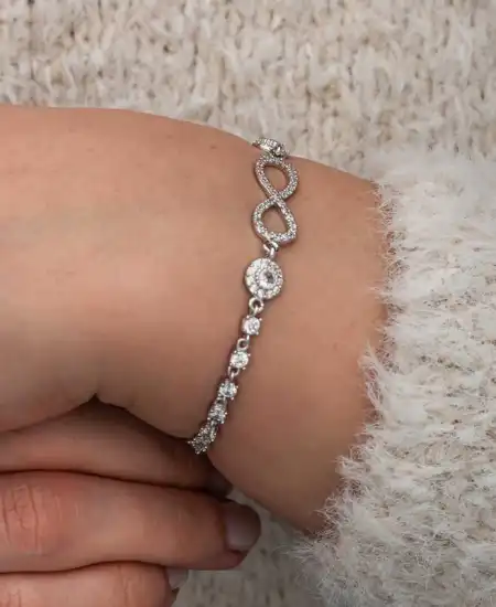 Gümüş Zirkon Taşlı Sonsuzluk Kadın Bileklik