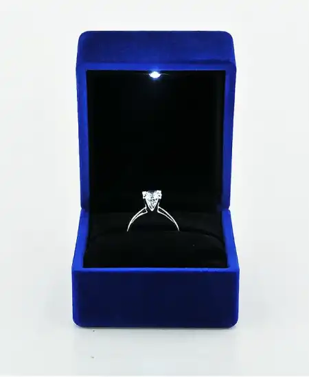 Işıklı Mavi Renk Kadife Yüzük Kutusu