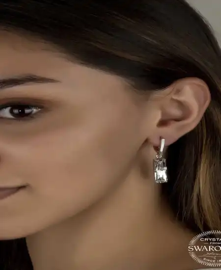 Swarovski Crystal Taşlı Gümüş Beyaz Baget Sallantılı Kadın Küpe