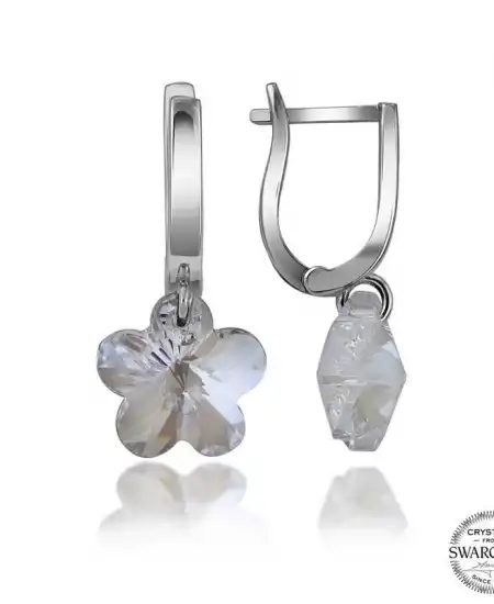Swarovski Crystal Taşlı Gümüş Beyaz Papatya Sallantılı Kadın Küpe