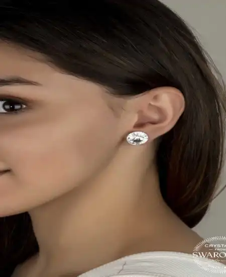 Swarovski Crystal Taşlı Gümüş Çivili Kadın Küpe